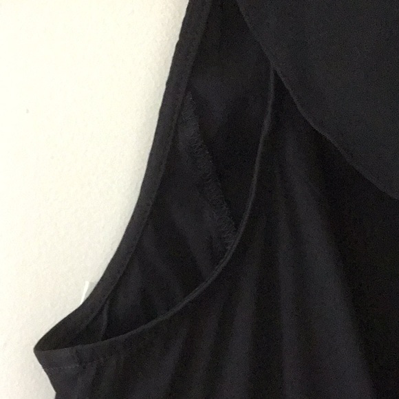 Express Elite Stretch Black Ruffle Top Blouse Sz Small - Picture 4 of 8